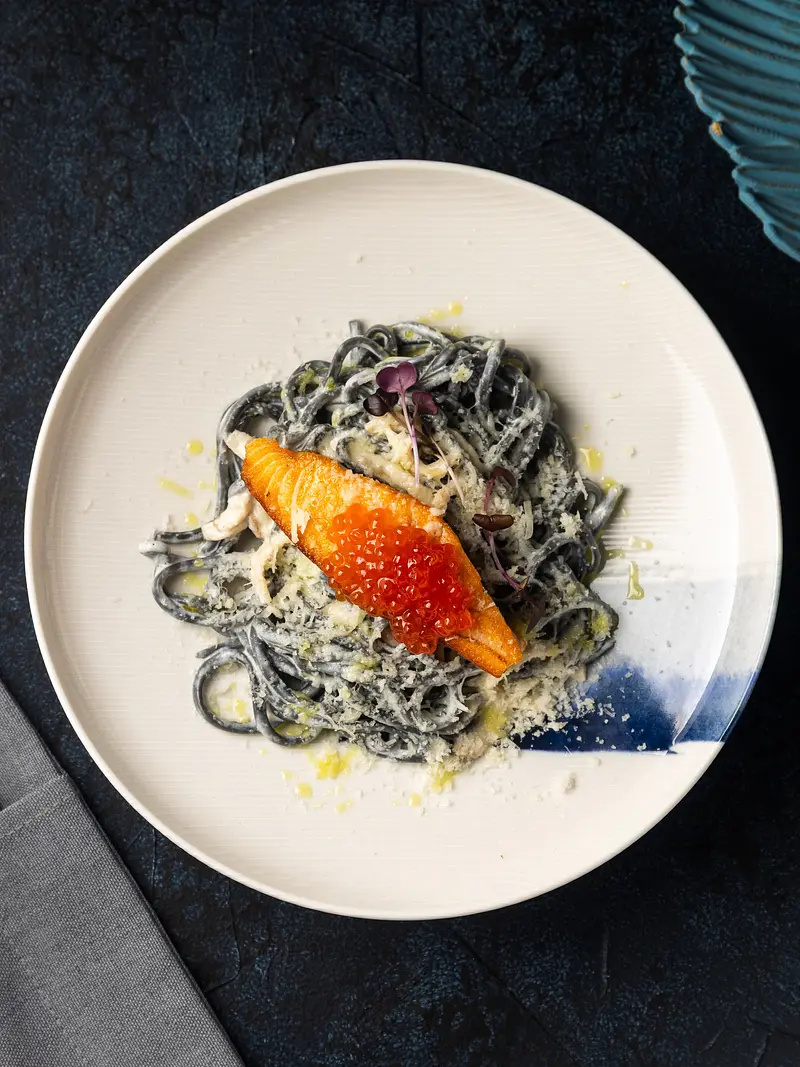 Черная паста 