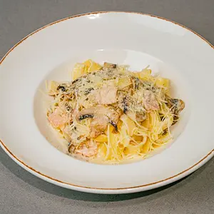 Фетучини с грибами и курицей