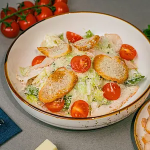 Цезарь с курицей